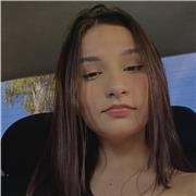 Dou aula de história online para crianças e adolescentes